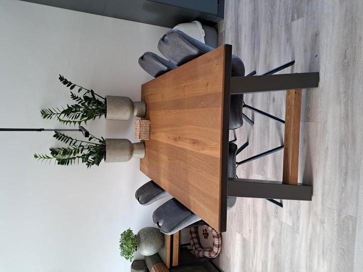 Henders en hazel tafel en 4 stoelen, Huis en Inrichting, Tafels | Statafels, Zo goed als nieuw, Ophalen
