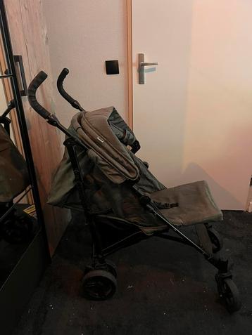 Buggy beschikbaar voor biedingen