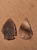 2 stenen pijlpunten bodemvondst Amerika, Antiek en Kunst, Verzenden