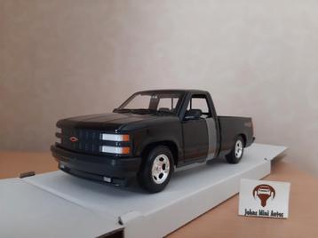 Chevrolet 454 SS Pick-up 1993 Black van Maisto 1:24 beschikbaar voor biedingen