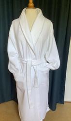 Badjas - wit- fleece- prettige stof voor sauna gebruikers, Ophalen of Verzenden, Zo goed als nieuw, Toebehoren