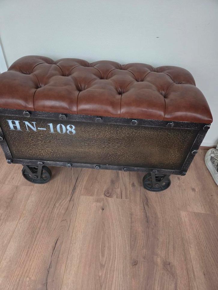 Opberg bankje, Huis en Inrichting, Banken | Voetenbanken en Poefen, Zo goed als nieuw, 75 tot 100 cm, 50 tot 75 cm, Rechthoekig