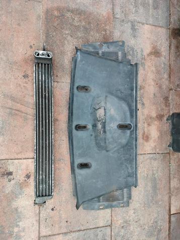 Bmw e36 m3 oliekoeler met duct beschikbaar voor biedingen