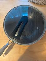 wok pot, Huis en Inrichting, Keuken | Potten en Pannen, Ophalen of Verzenden, Zo goed als nieuw, Gietijzer, Wok