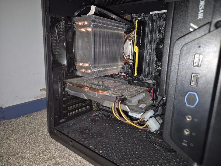 Gaming PC, Computers en Software, Desktop Pc's, Gebruikt, 4 Ghz of meer, HDD, SSD, 16 GB, Met videokaart, Gaming, Ophalen