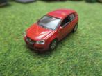 Volkswagen Golf Mk.5 GTi - Schuco rood, Hobby en Vrije tijd, Modelauto's | 1:87, Ophalen of Verzenden, Zo goed als nieuw