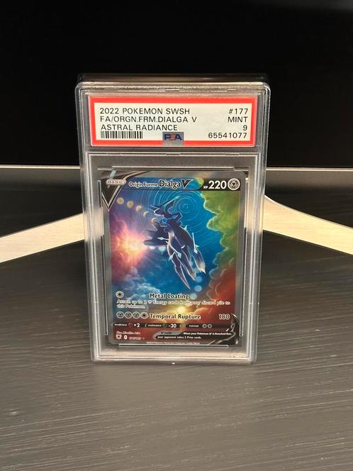 Origin Forme Dialga V PSA 9 Alt art 177/189 Astral Radiance, Hobby en Vrije tijd, Verzamelkaartspellen | Pokémon, Zo goed als nieuw