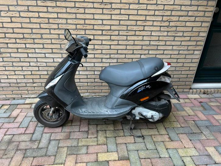 Piaggio Variant D -C25 snorscooter, Fietsen en Brommers, Scooters | Piaggio, Gebruikt, Zip, Maximaal 25 km/u, Benzine, Ophalen
