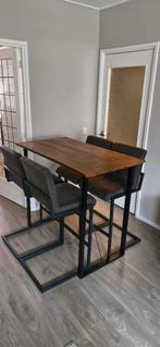 Bartafel inclusief, antraciete, industriele barkrukken, Ophalen, Zo goed als nieuw, Inclusief barstoelen