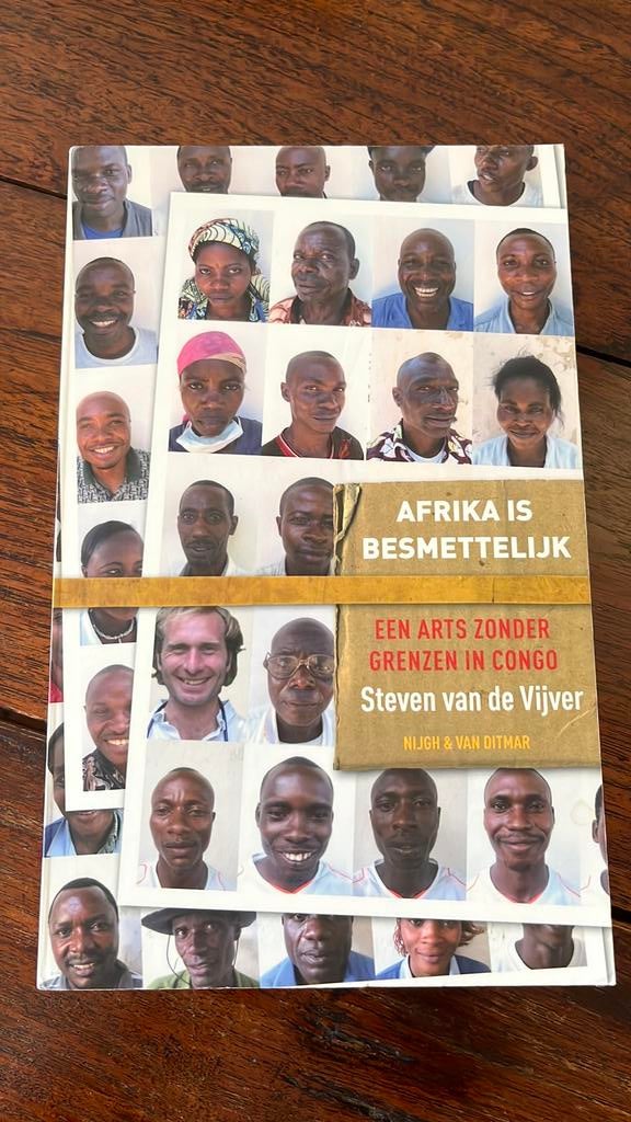 Steven van de Vijver - Afrika is besmettelijk, Ophalen of Verzenden, Gelezen, Steven van de Vijver