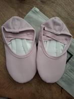 Pakket 23 paar Balletschoenen versch. maten en 2 kleuren, Ophalen of Verzenden, Nieuw, Schoenen