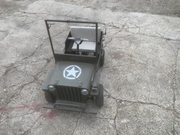 Te koop oude trap auto leger jeep beschikbaar voor biedingen