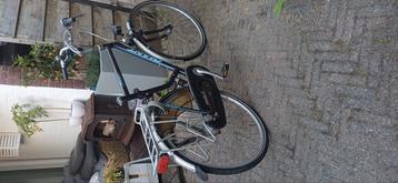Giant blazer beschikbaar voor biedingen
