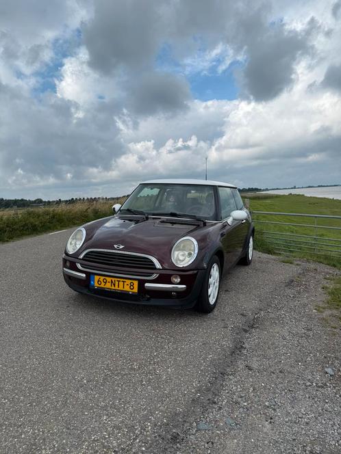 Mini 1.6 16V ONE 2002 Rood, Auto's, Mini, Particulier, Benzine, C, Hatchback, Handgeschakeld, Geïmporteerd, Rood, Voorwielaandrijving