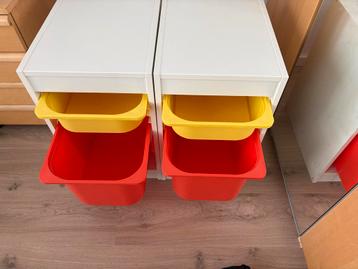 2 Ikea Trofast basis elementen met bakken beschikbaar voor biedingen