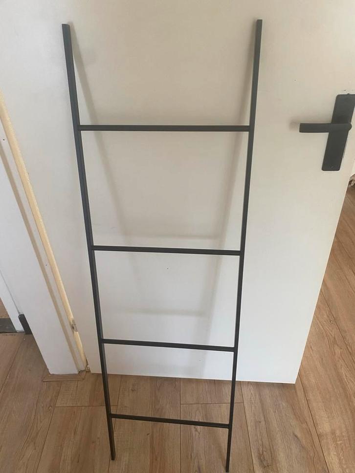 Metalen Kapstok Ladder, Huis en Inrichting, Woonaccessoires | Kapstokken, Zo goed als nieuw, Staande kapstok, 150 tot 200 cm, Metaal