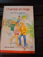 J. van Klaveren - Chantal en Inge op het podium, Ophalen of Verzenden, Gelezen, J. van Klaveren