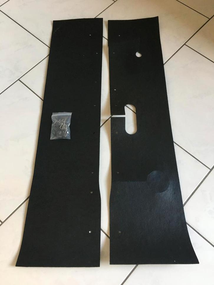 Te koop spatlappen set frame/blok Dodge w200 ramcharger, Auto diversen, Overige Auto diversen, Ophalen of Verzenden