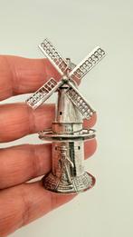 Hollands zilveren miniatuur van een molen. Hoog: 7,3 cm., Antiek en Kunst, Verzenden, Zilver