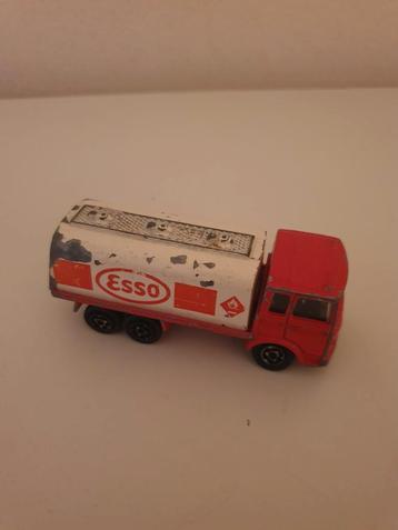 Majorette Saviem. Tank wagen. Esso. ECH 1/100. beschikbaar voor biedingen
