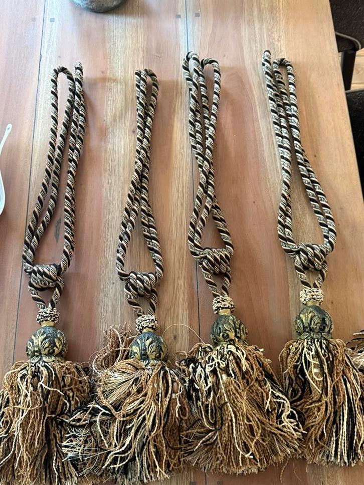 4 Luxe Fluwelen Gordijnkoorden met Kwast, Huis en Inrichting, Woonaccessoires | Overige, Zo goed als nieuw, Ophalen of Verzenden