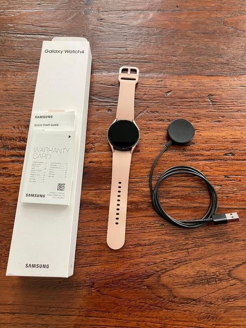 Samsung Smart Watch 4 - Nieuwstaat, Sieraden, Tassen en Uiterlijk, Smartwatches, Zo goed als nieuw, Android, Roze, Ophalen of Verzenden