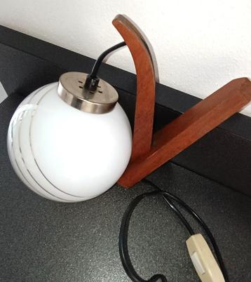 vintage wandlamp/teakhouten lamp met glazen Space Age bol beschikbaar voor biedingen