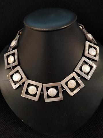 Vintage ketting barok parel en parelmoer vierkante schelpen  beschikbaar voor biedingen