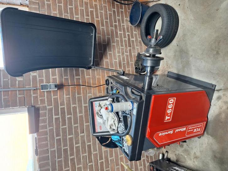 Balanceer machine auto/bedrijfs wagen banden 220v, Auto diversen, Autogereedschap, Ophalen