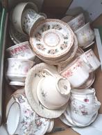 13 kop en schotel.
6 losse schoteltjes voor Petit four gebak, Ophalen of Verzenden