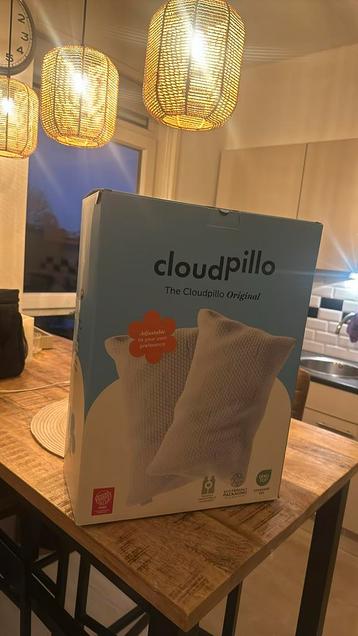 2x cloudpillow original NIEUW in doos, ook enkel te koop beschikbaar voor biedingen