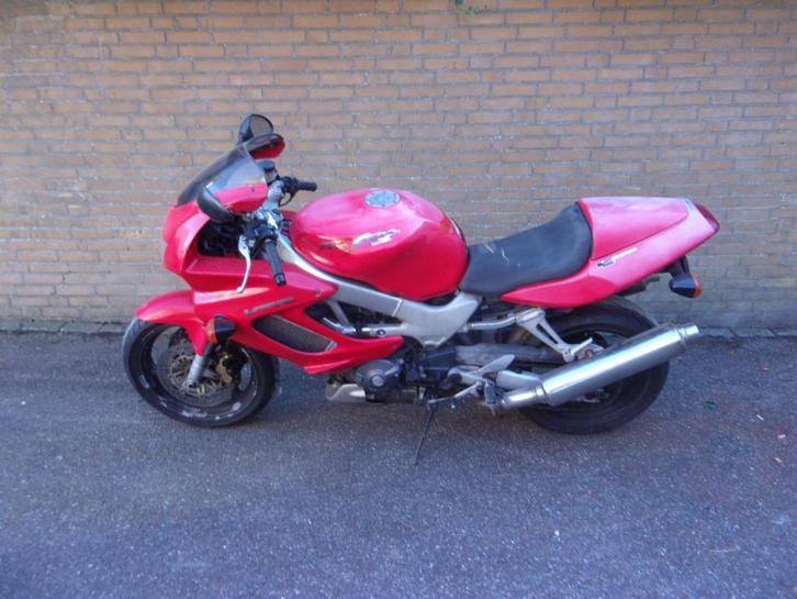 Honda VTR 1000 Firestorm bj 97 gaat weg in onderdelen, Motoren, Onderdelen | Honda, Gebruikt, Ophalen of Verzenden