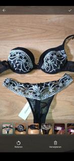 Nieuwe set lingerie Besired 70A en string S, Ophalen of Verzenden, Zwart