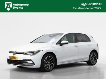 Volkswagen Golf 1.4 eHybrid Style | Plug-in | Afn. Trekhaak  beschikbaar voor biedingen