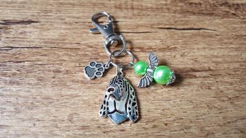 Tas/Sleutelhanger Basset met beschermengeltje  beschikbaar voor biedingen