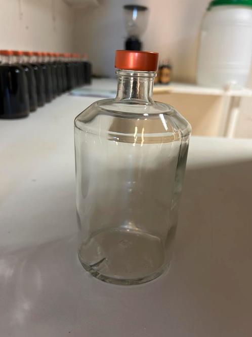Glazen flessen (180 stuks), Antiek en Kunst, Antiek | Glas en Kristal, Ophalen of Verzenden