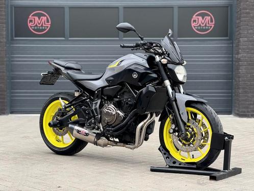 Yamaha MT-07 ABS *NIGHT FLUO* Sportuitlaat Nardo MT07 MT 07, Motoren, Motoren | Yamaha, Bedrijf, Naked bike