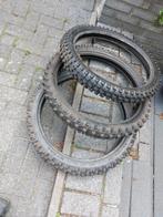 3 Cross voorbanden, Motoren, Ophalen