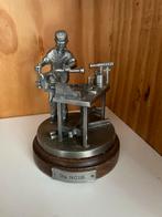 Tinnen Loodgieter Beeldje - Antiek Gereedschap, Antiek en Kunst, Antiek | Gereedschap en Instrumenten, Ophalen of Verzenden