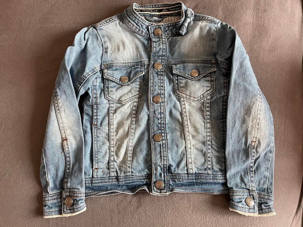 Spijkerjack jilly mt 122, Kinderen en Baby's, Kinderkleding | Maat 122, Ophalen of Verzenden, Gebruikt, Meisje, Jas