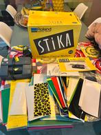 Roland snijplotter met materiaal, Hobby en Vrije tijd, Ophalen of Verzenden, Zo goed als nieuw, Meerdere stickers