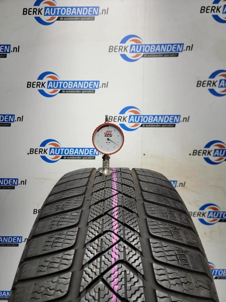 2x Pirelli Sottozero 3 XL (RFT) 245/40 R20 99V 245/40/20 245, Auto-onderdelen, Banden en Velgen, Band(en), Winterbanden, 20 inch