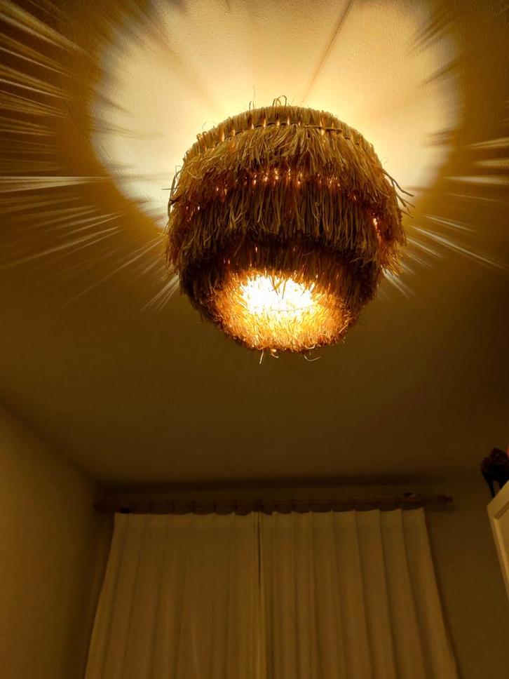 Unieke raffia lampenkap voor plafondlamp, Huis en Inrichting, Lampen | Plafondlampen, Zo goed als nieuw, Overige materialen, Ophalen of Verzenden