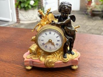 Napoleon III pendule – Amor met munt Frankrijk 19e eeuw beschikbaar voor biedingen