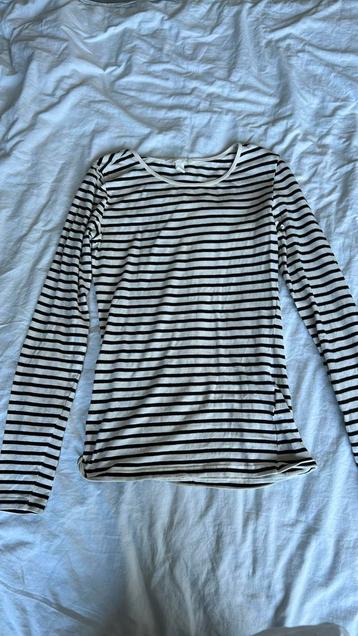 Zwart-wit gestreept shirt, H&M, maat XS. beschikbaar voor biedingen