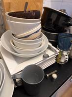 GRATIS  keukenartikelen: potten, glaswerk, pannen, servies, Huis en Inrichting, Keuken | Servies, Ophalen, Gebruikt, Overige typen