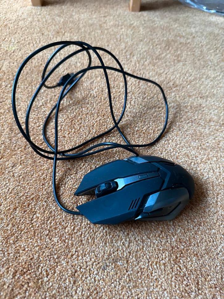 Trust GXT RGB Gaming Muis, Computers en Software, Muizen, Gebruikt, Muis, Rechtshandig, Bedraad, Gaming muis, Ophalen of Verzenden