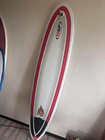 NSP 7’1 Nieuwstaat + Tas, Koord & Vinnen surfboard beschikbaar voor biedingen