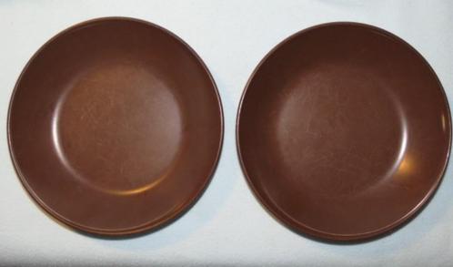 2 vintage Mepal Rosti diepe borden bruin, Antiek en Kunst, Curiosa en Brocante, Ophalen of Verzenden