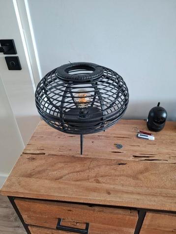 Zwarte Rieten Tafellamp - Ø30cm beschikbaar voor biedingen
